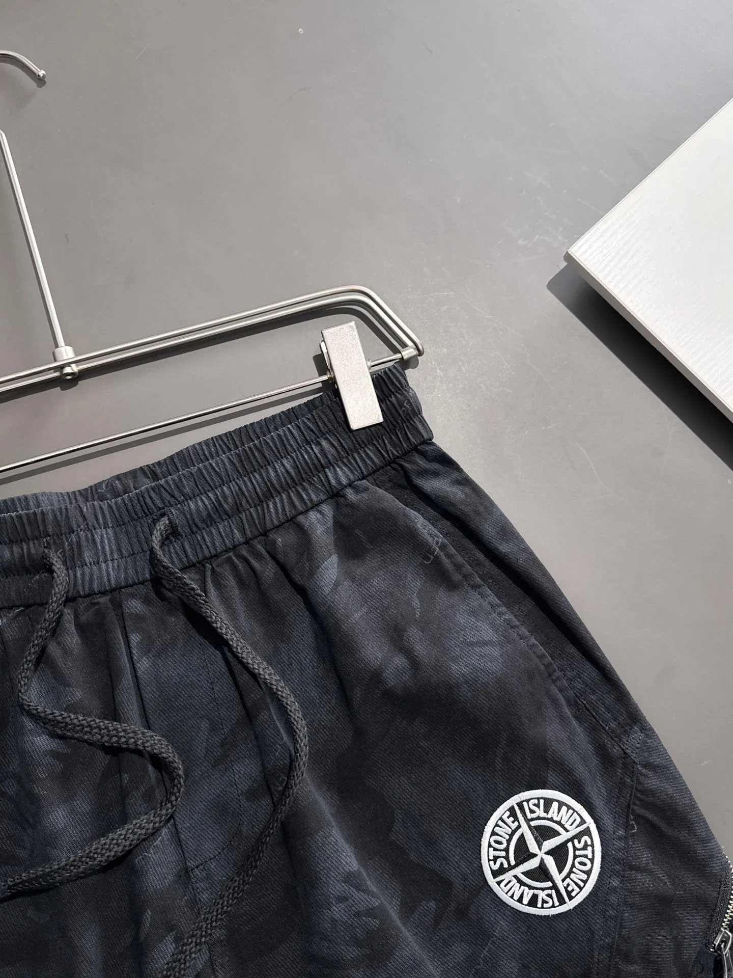 🅿️320 Next day shipping High-end goods Stone Island 2025 spring and summer new elastic band casual shorts, counter-customized fabrics, high breathability and comfort, impeccable details, brand element design concept, reflecting high quality. It feels delicate and soft! It presents a casual cut and the upper body shape is great! Size: M-4XL